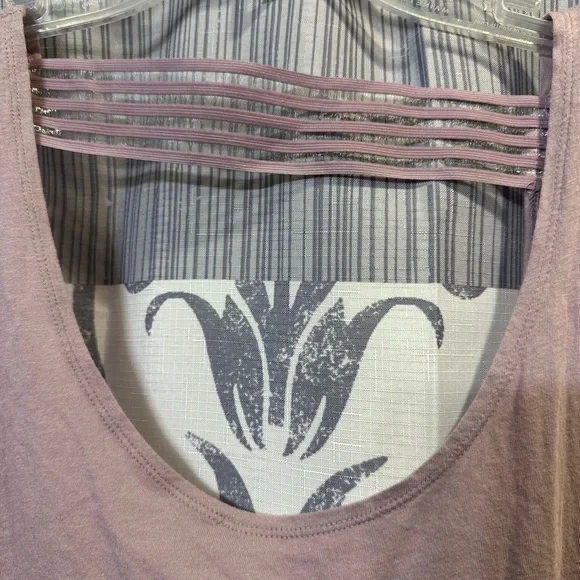 EUC PINK by Victoria's Secret Work out Crop Top Size S - Picture 3 of 5